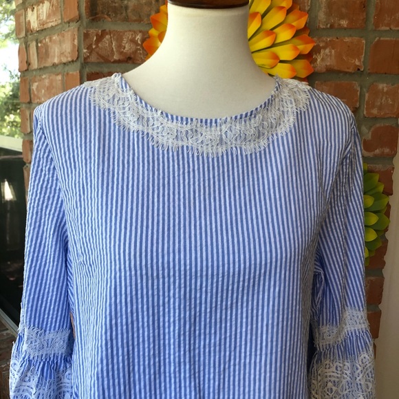 SOLD 🚨Valerie Stevens Seer sucker Pin Striped Lace Trim - Picture 3 of 10